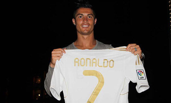 萨尼亚选择内马尔为自己最难对付的对手，廷贝尔选择梅西