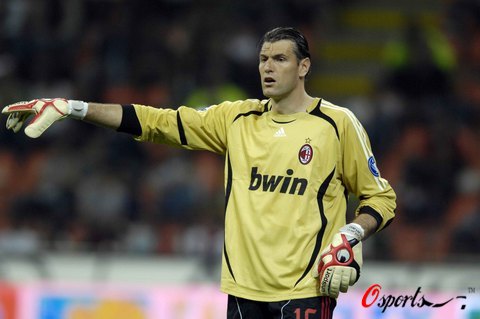 吉尔摩社媒晒照：手术成功，康复之路开始