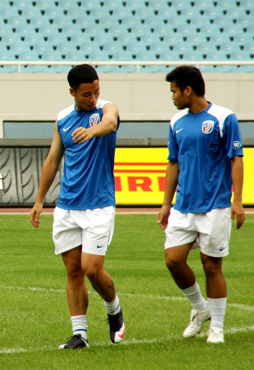 篮球勇士全队轮转体系优化