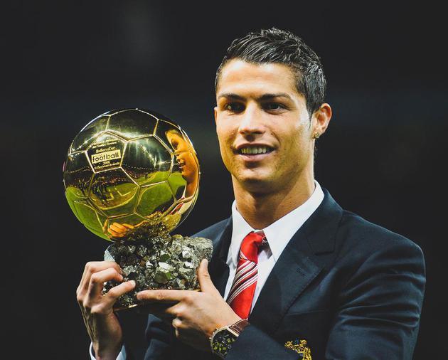 里夫斯：我和浓眉的感情很深，他是我能走到今天的重要原因