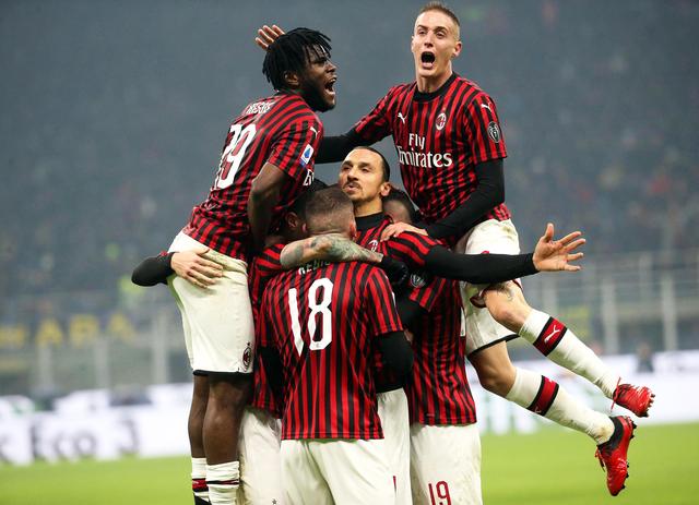 法国客战阿塞拜疆：埃基蒂克、恩昆库首发，舍瓦利耶出战