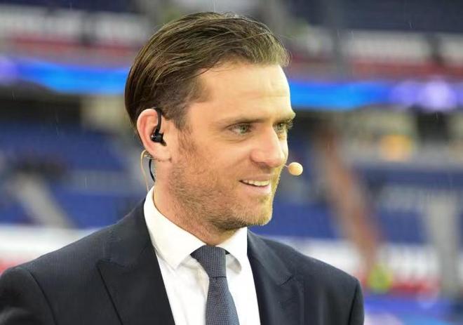 对阵都灵时的这粒任意球，至今仍让红黑军团球迷津津乐道